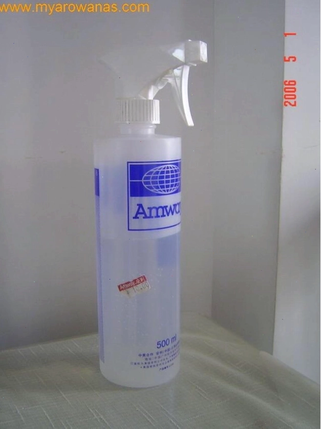 Giữ ẩm cho môi trường sống của rết