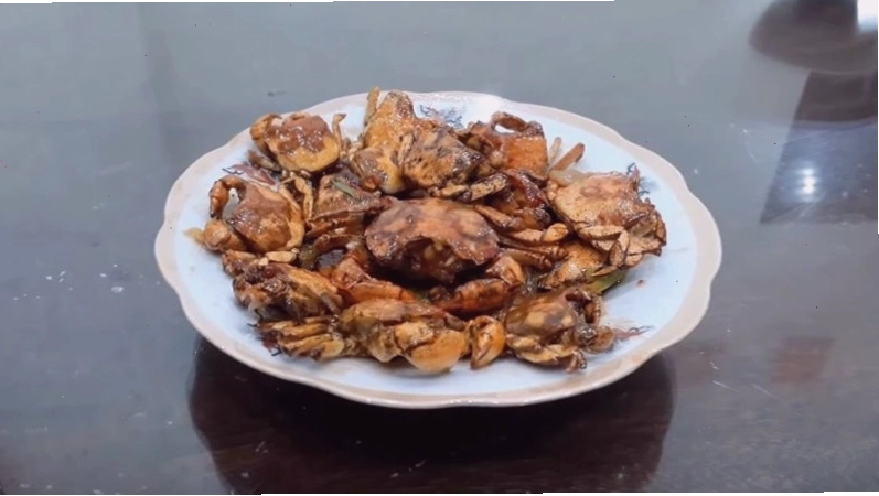 Món còng gió rang me thơm ngon hấp dẫn