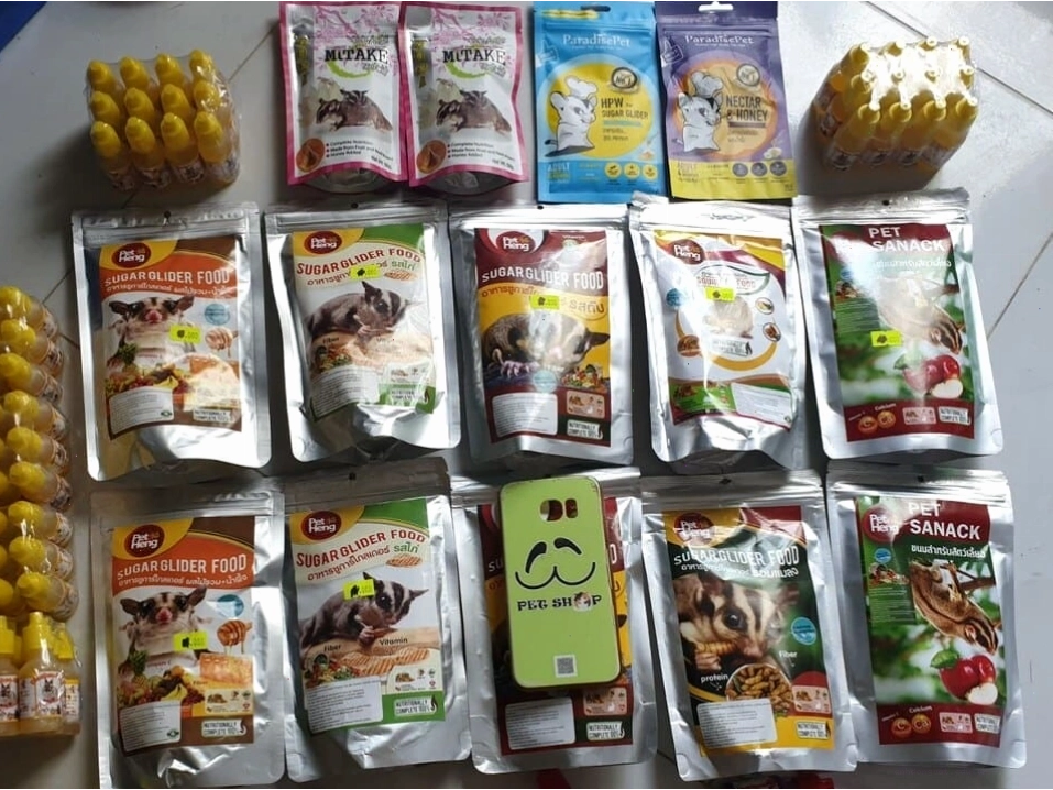 Thức ăn khô cho sóc cảnh có nhiều loại phong phú