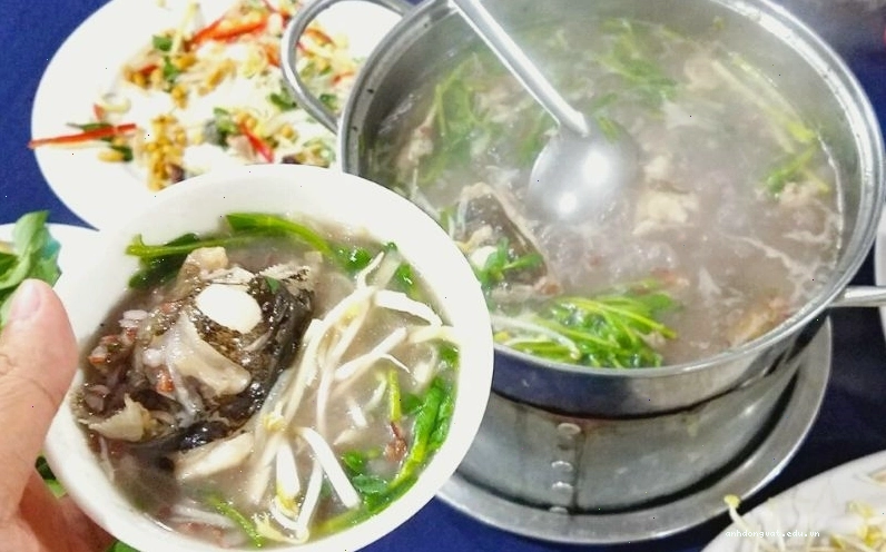 Tô cháo cá mao ếch nóng hổi, hấp dẫn
