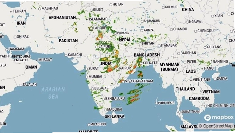India weather radar showing precipitation and storm movements