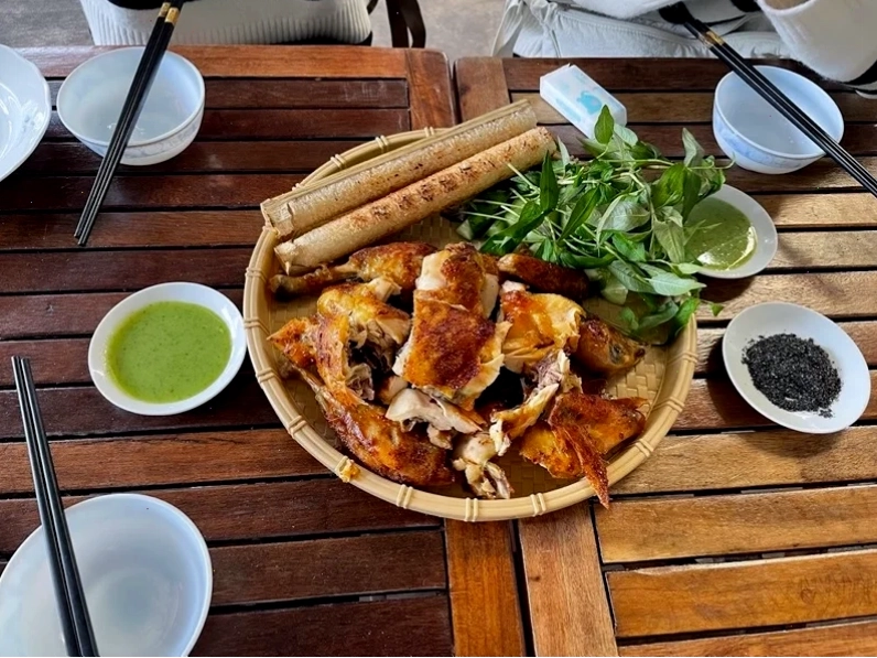 review quán ăn ngon ở Buôn Ma Thuột tại các khu vực ăn uống tập trung